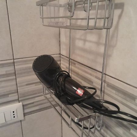 Casa Di Federica Camera Con Bagno Privato Esterno ลีวอร์โน ภายนอก รูปภาพ